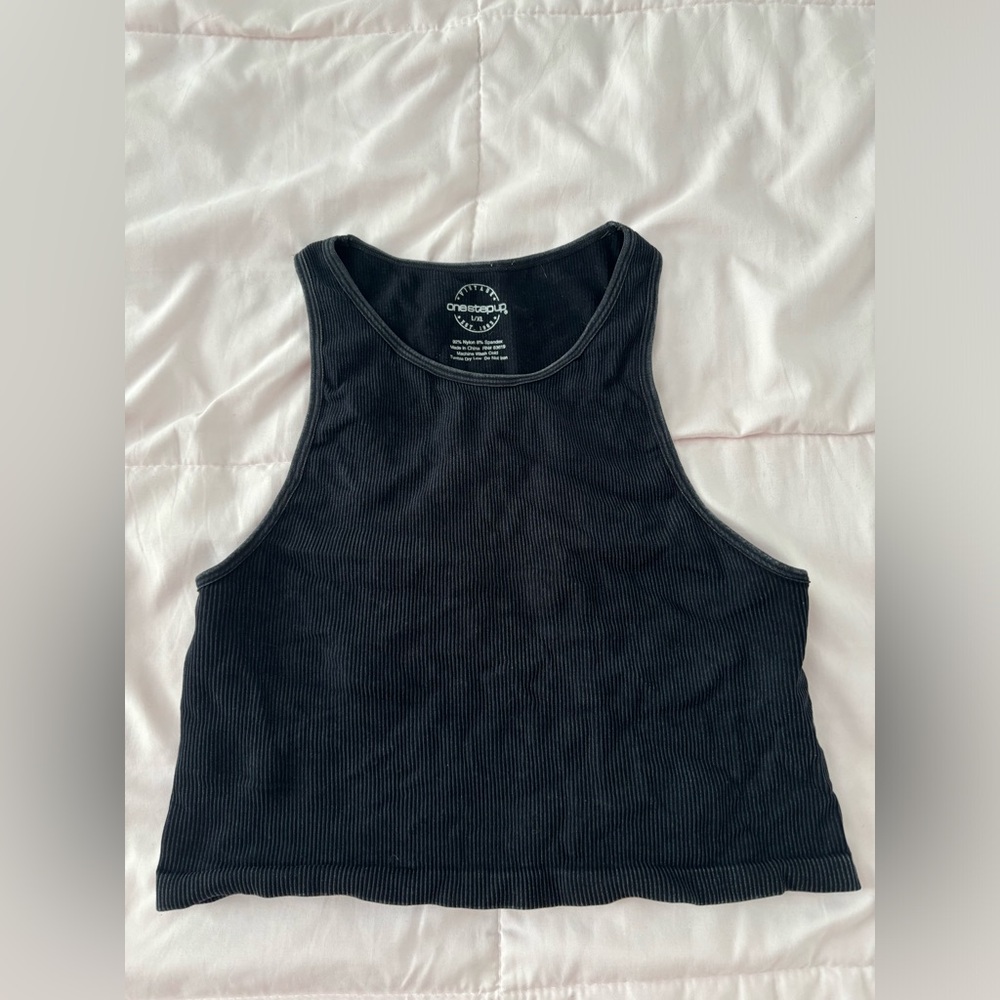Cropped gray tank top.
